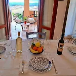 La Terrazza Del Faro Apartamento *