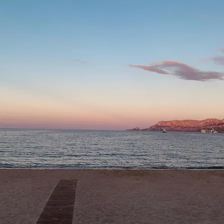Lejlighed La Terrazza Del Faro Olbia